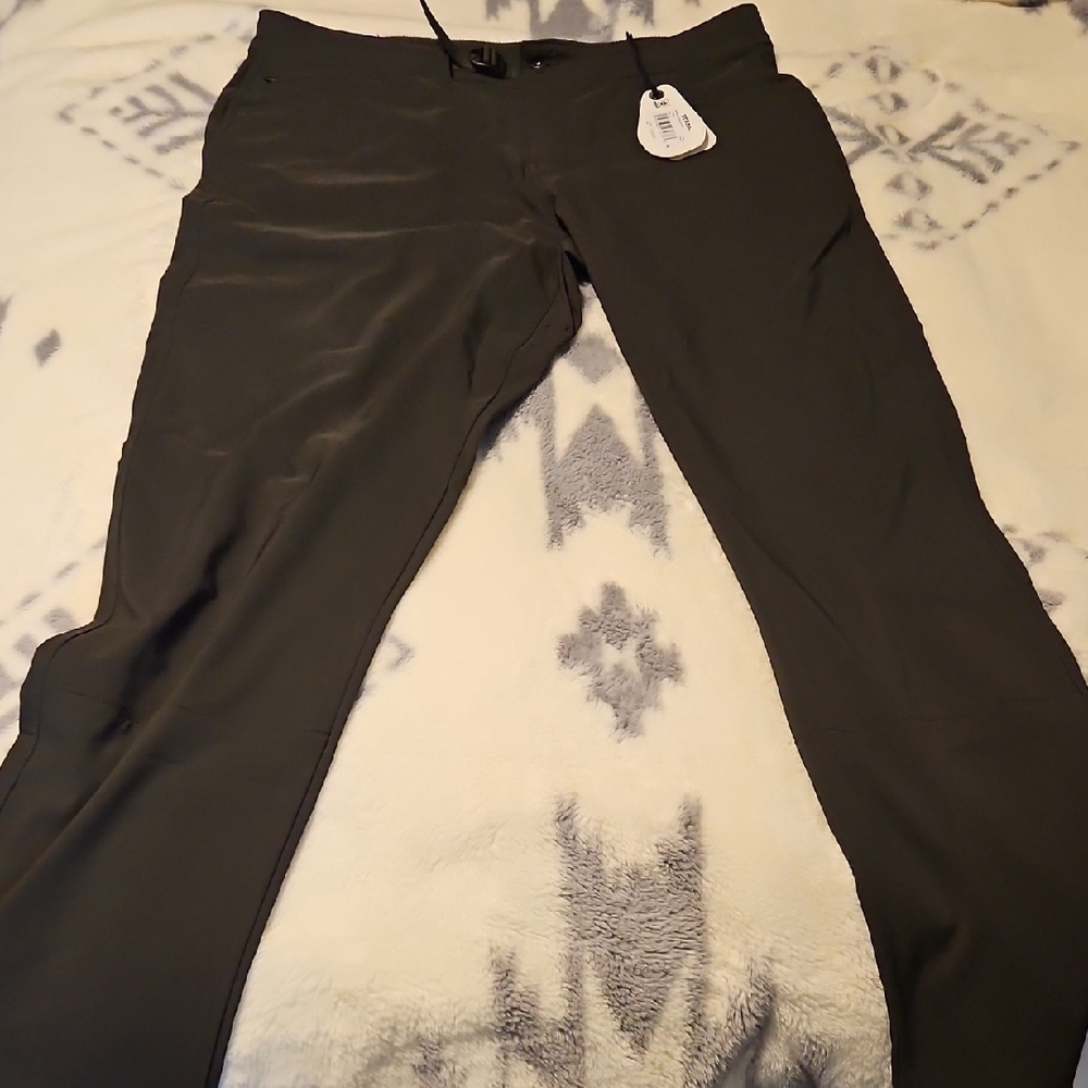 Prana Men's  Green Pants - Picture 6 of 6